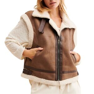 Moon River Ellie Faux Shearling Suede Vest